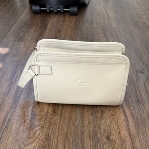 Gulfstream Cream Leather Airline Travel Pouch